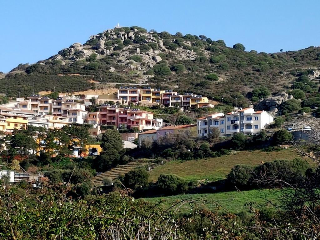 Residence Pala Stiddata Trinità dʼAgultu Exterior foto