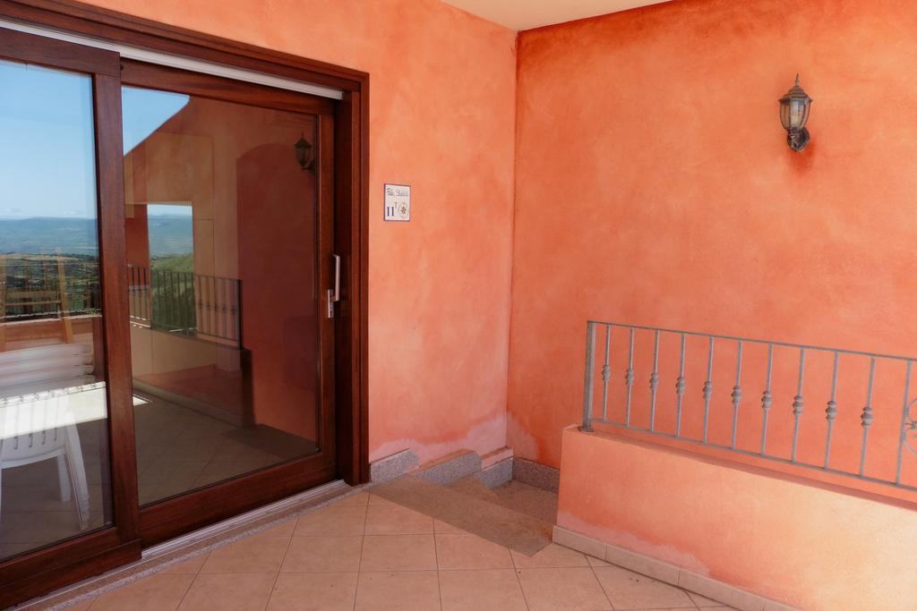 Residence Pala Stiddata Trinità dʼAgultu Exterior foto